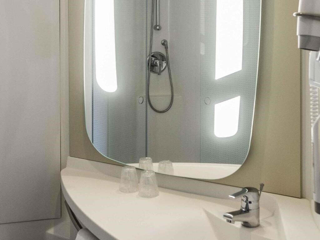 Фотографія Ibis Salamanca 2*