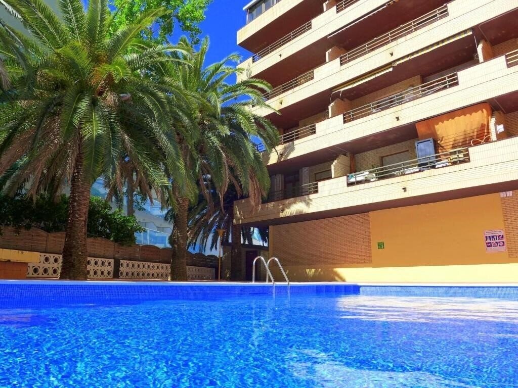 Отель Azahar Apartamentos 2*