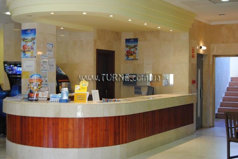 Фотографія Mediterranean Suites 3*