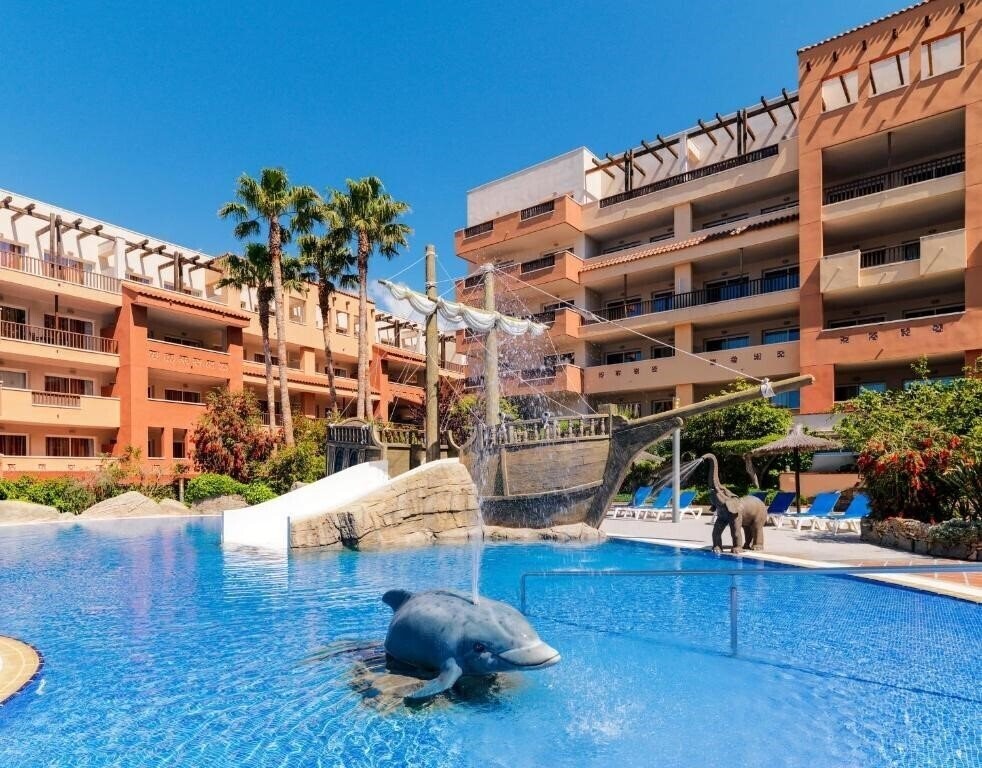 Готель H10 Mediterranean Village 4*