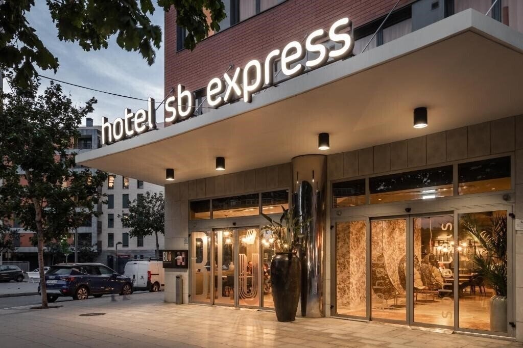 Готель SB Express Tarragona 3*