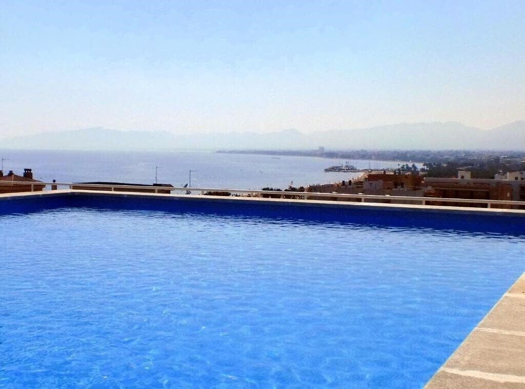 Отель Park Suites Salou 3*