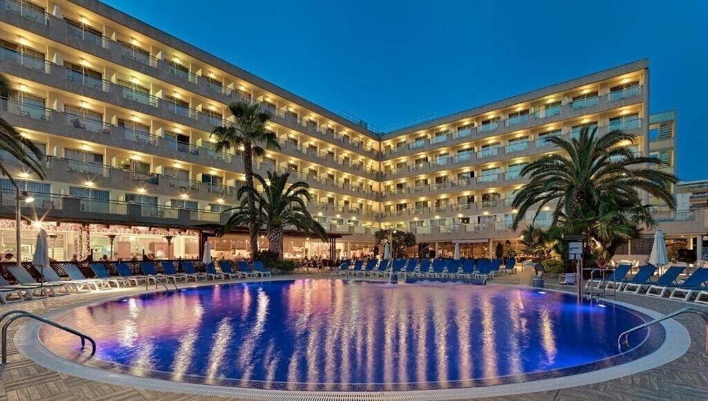 Готель H10 Vintage Salou 4*
