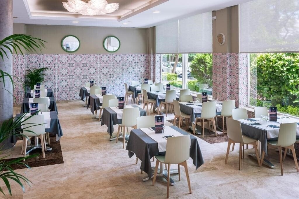 Зображення CYE Holiday Centre Aparthotel 3*