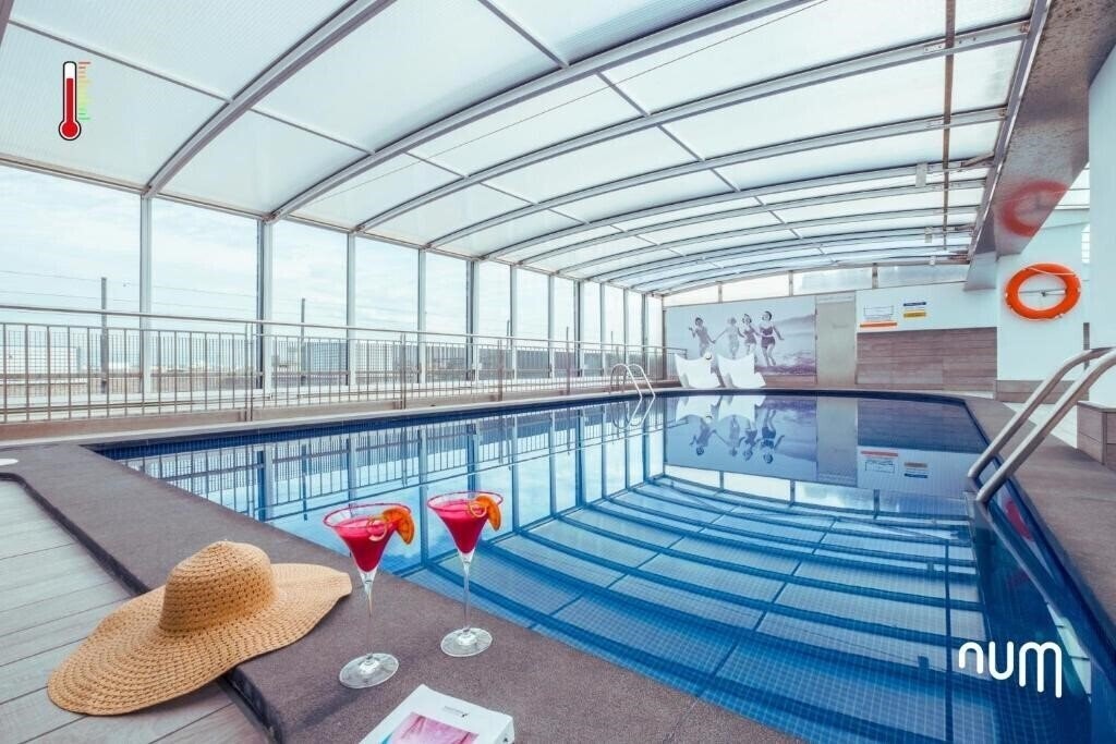 Готель Regente Aragon 4*