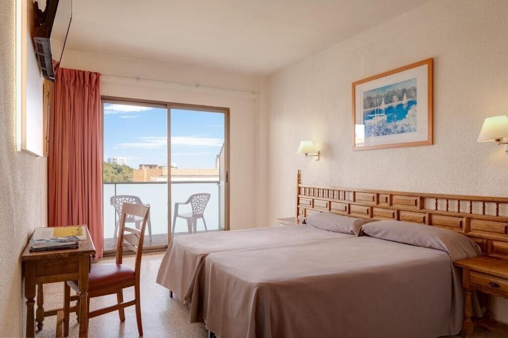 Фото H.Top Molinos Park 3*