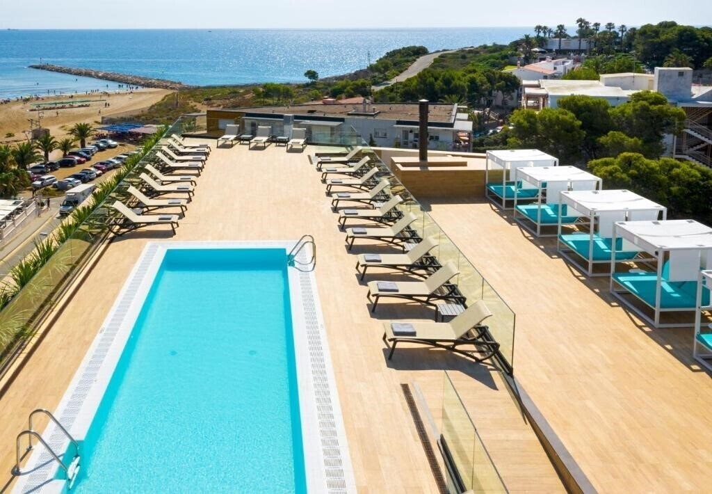 Отель Golden Costa Salou - Adults Only 4*