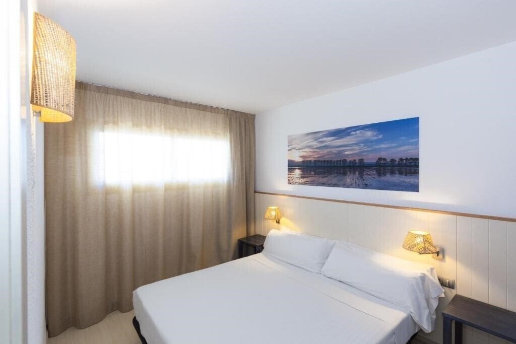Картинка Acacias Apartamentos Salou 3*