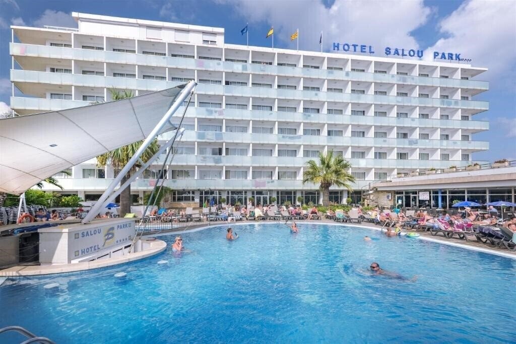 Отель Salou 4 You 4*