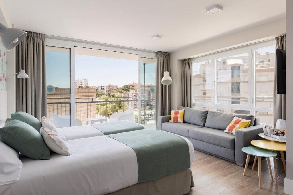 Готель Seaborn Salou 3*