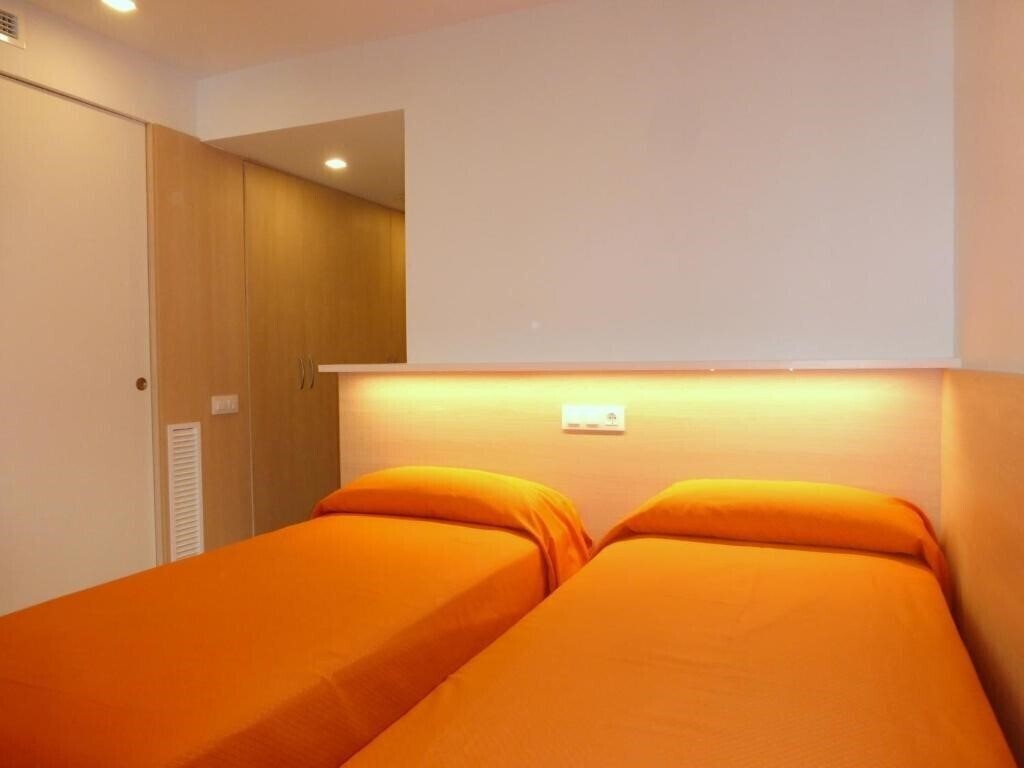 Фото Rentalmar Alboran Apartamentos 2*