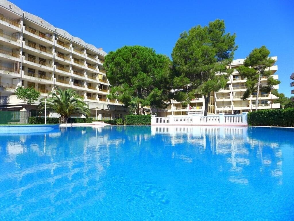 Готель Catalonia Park Apartamentos 2*