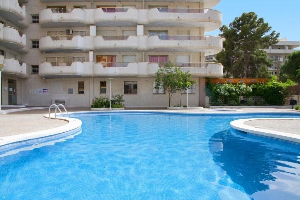Отель Arquus Salou by Rentalmar 2*