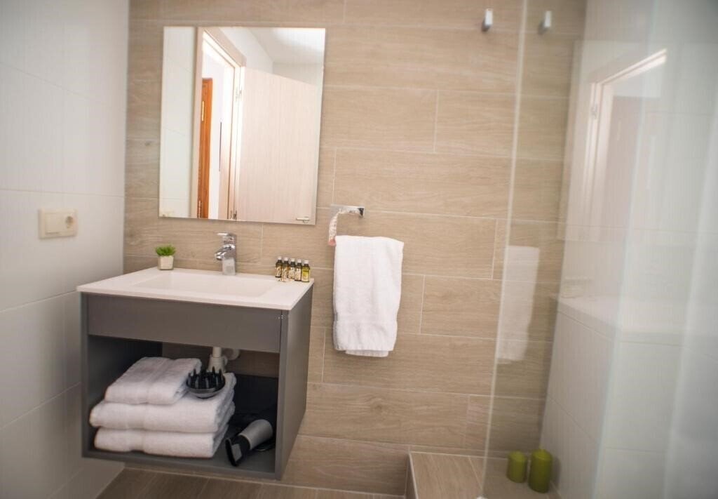 Фотографія Ona Suites 3*