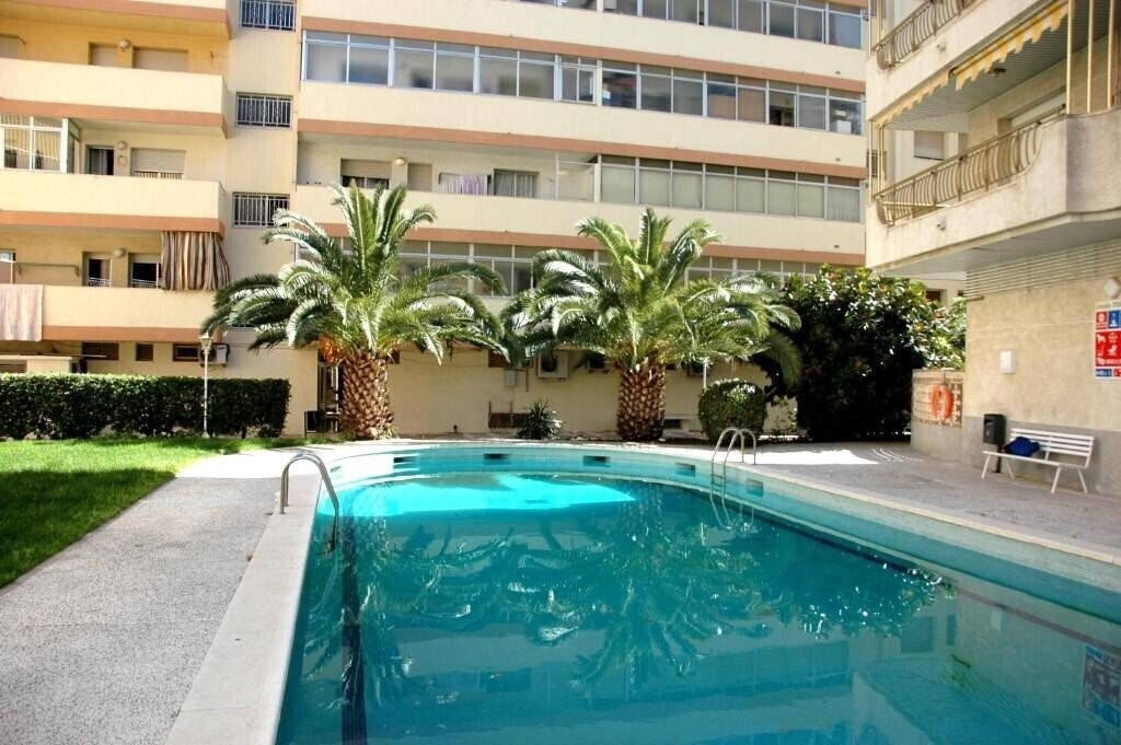 Отель Apartamentos Indasol 3*