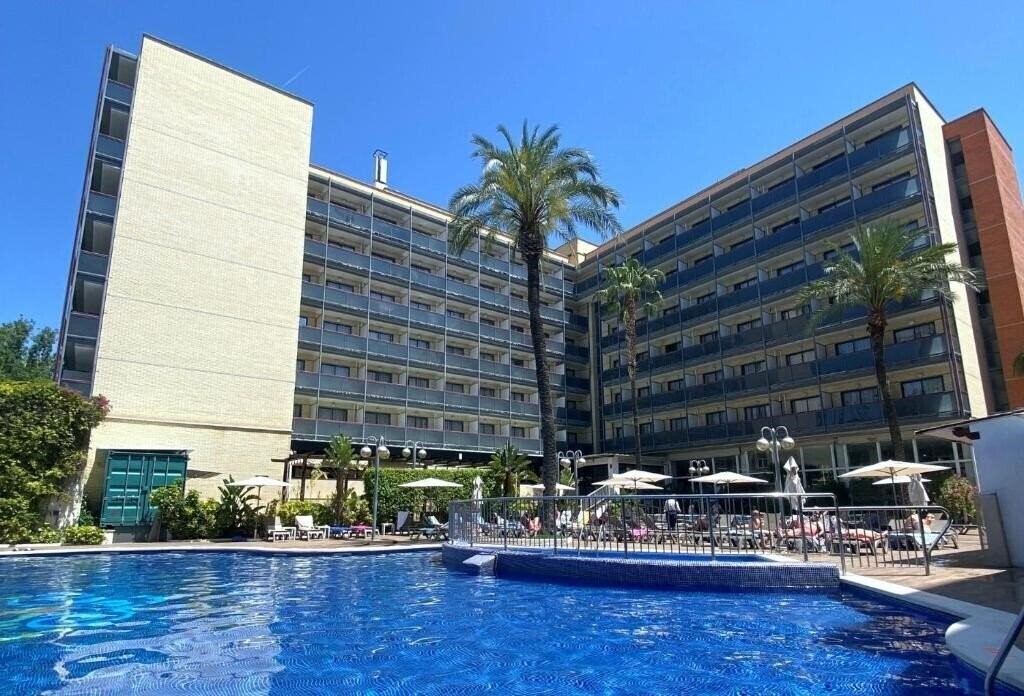 Отель Eurosalou 3*