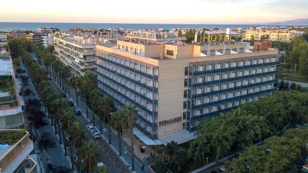 Фотографія Eurosalou 3*