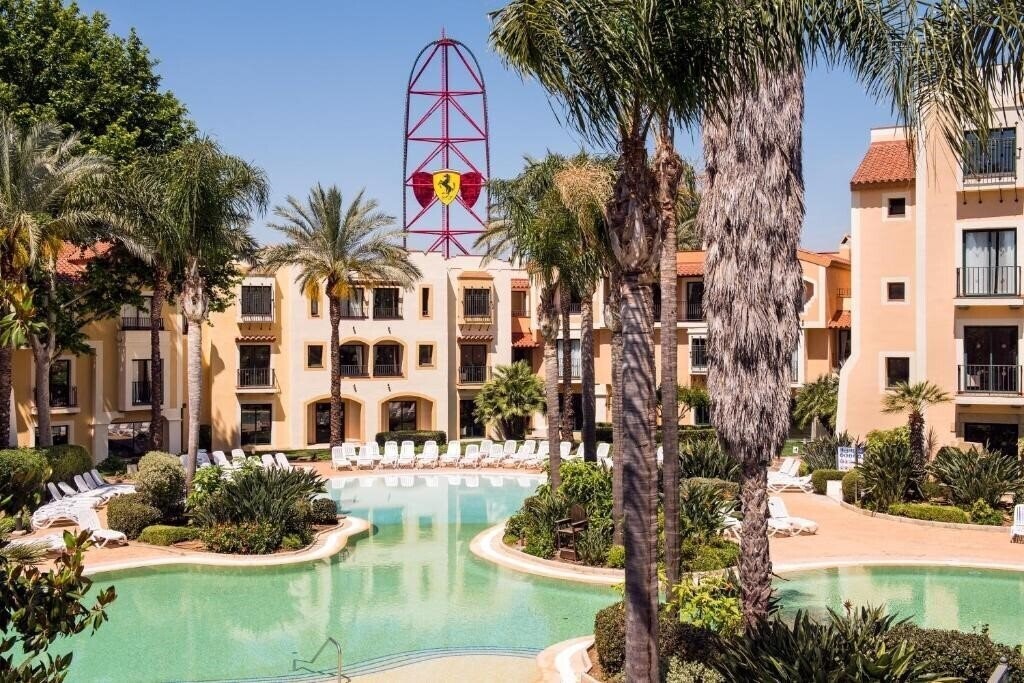 Отель Port Aventura 4*