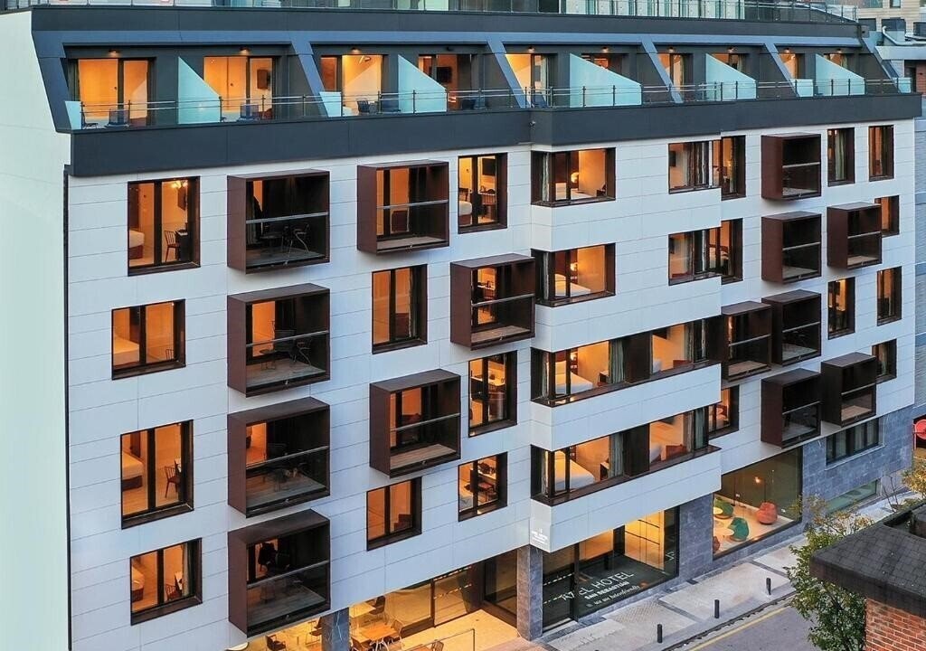Фотографія Axel Hotel San Sebastian - Adults Only 4*