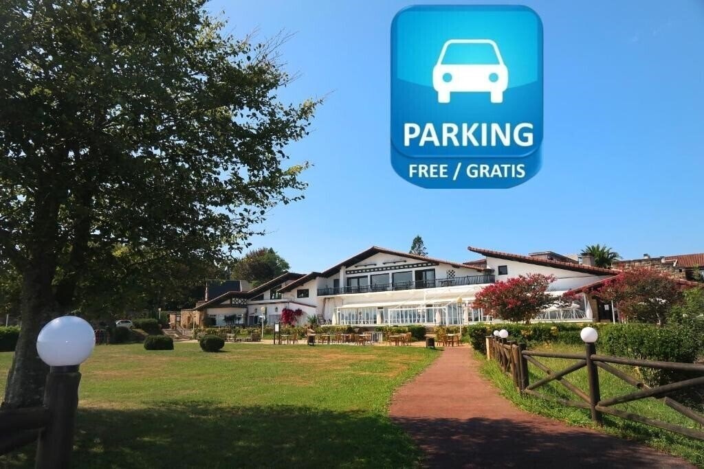 Готель Gudamendi 4*