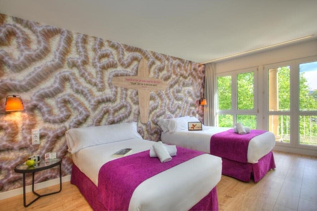 Картинка Casual San Sebastian De Las Olas 2*