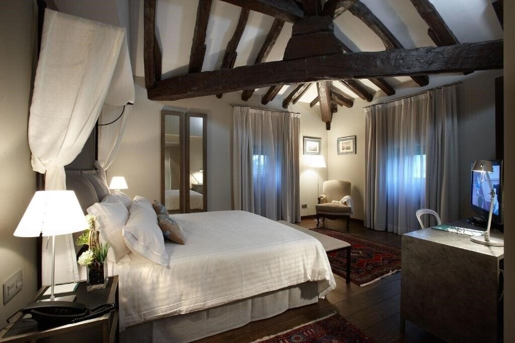 Фотографія Iriarte Jauregia Hotel 4*