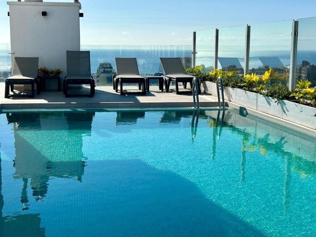 Отель Apartamentos Bruja 3*