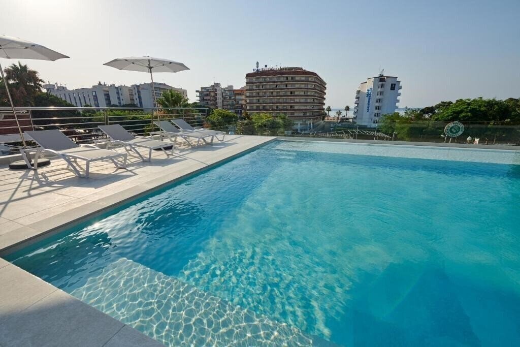 Фото DWO Sirius 4*