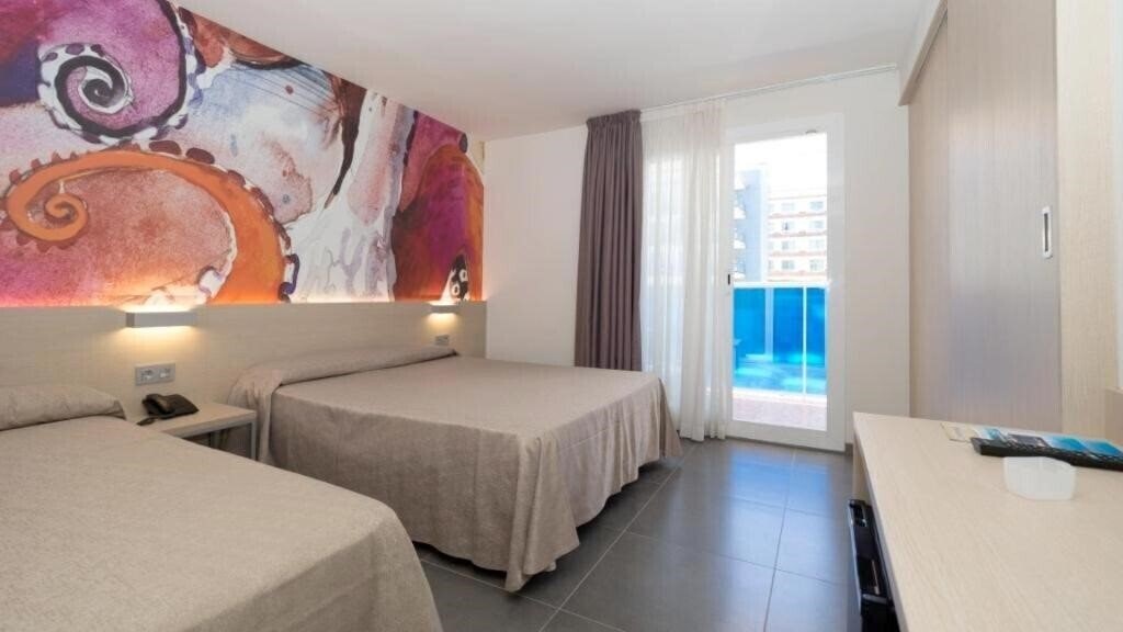 Фото Riviera 4*