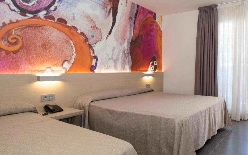 Картинка Riviera 4*