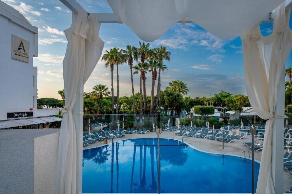 Картинка Aqua Hotel Aquamarina 4*