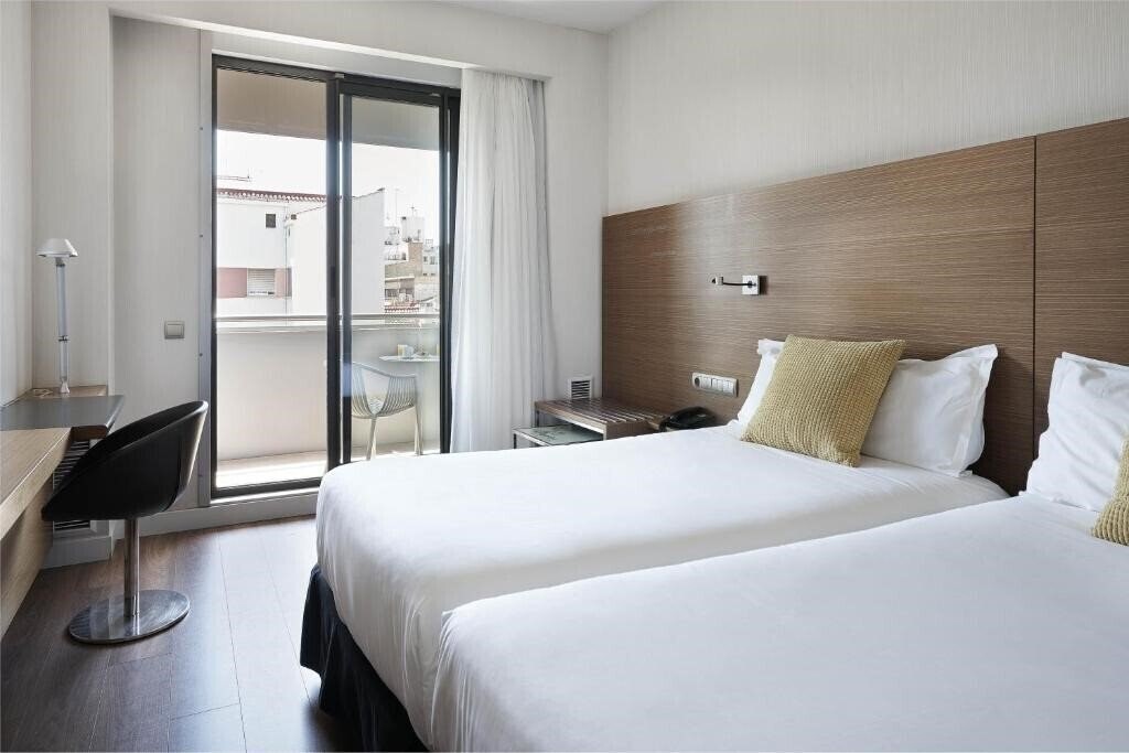 Фото Silken Zentro 4*