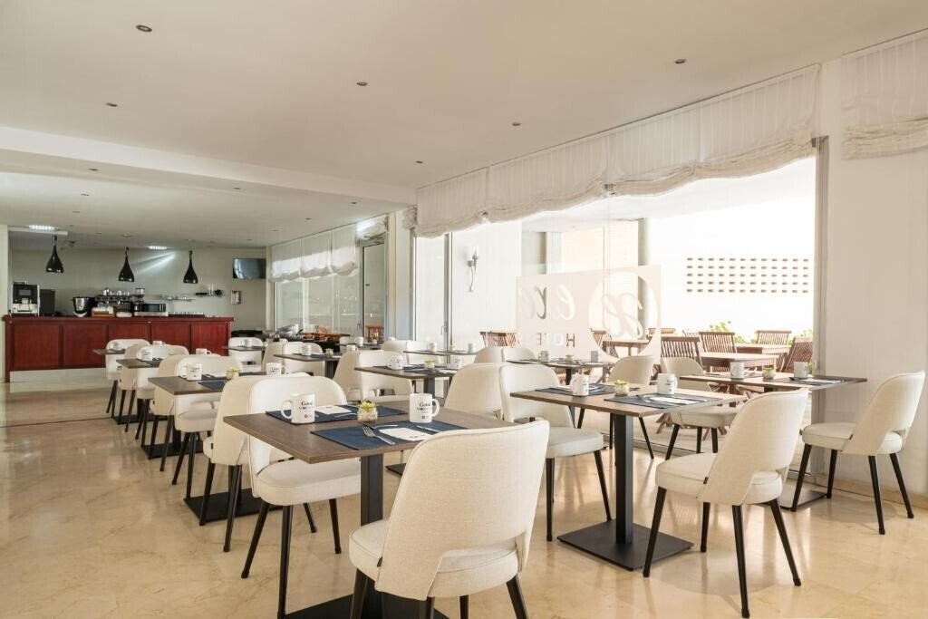 Изображение Eurostars Plaza Delicias 3*