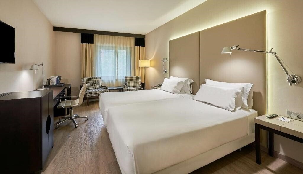 Фотография Nh Lleida Pirineos 4*