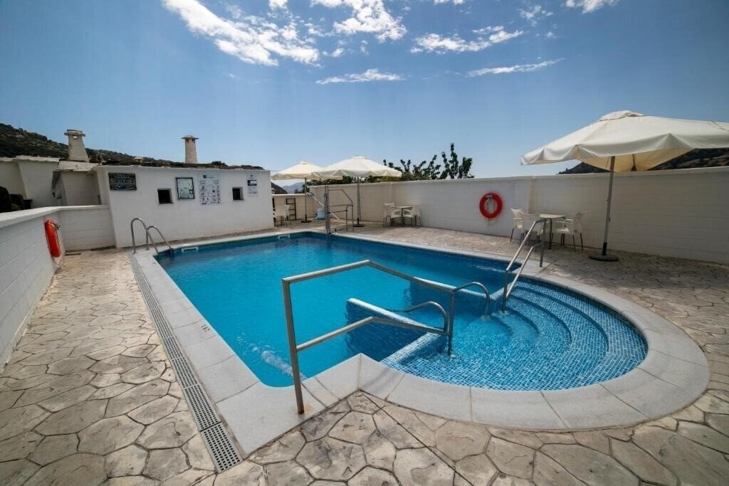 Отель Villa Turistica De Bubion 3*