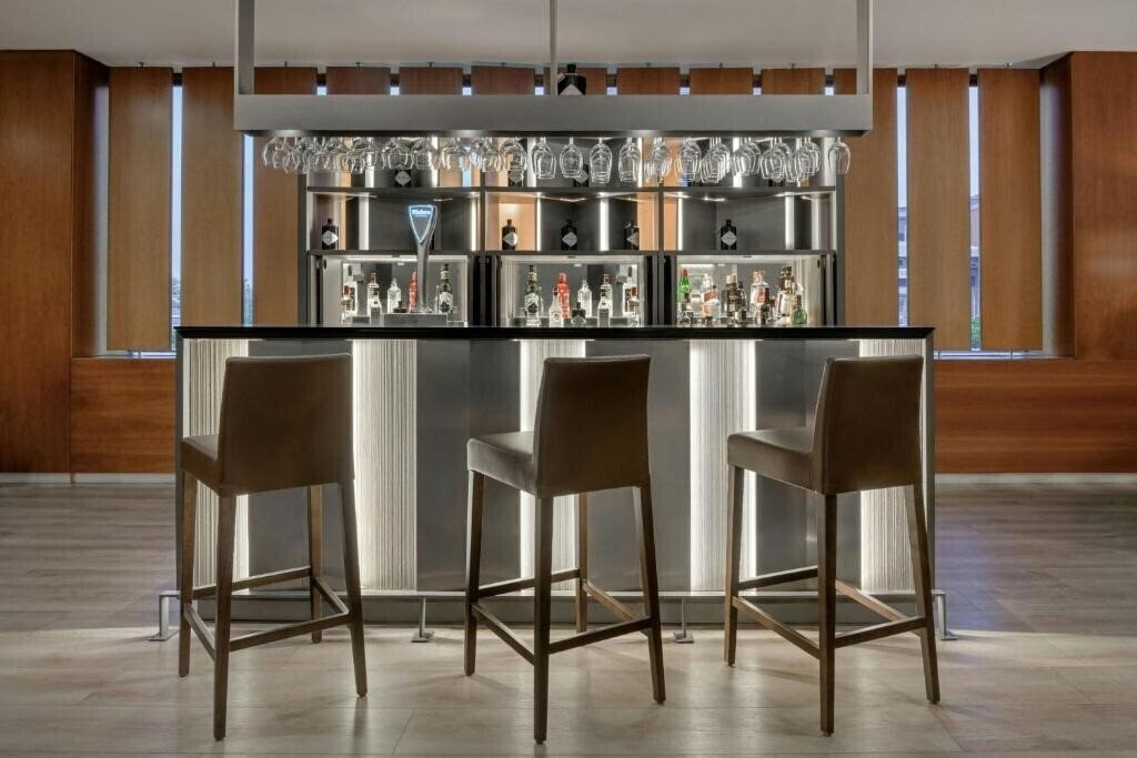 Отель AC Hotel Sevilla Forum 4*