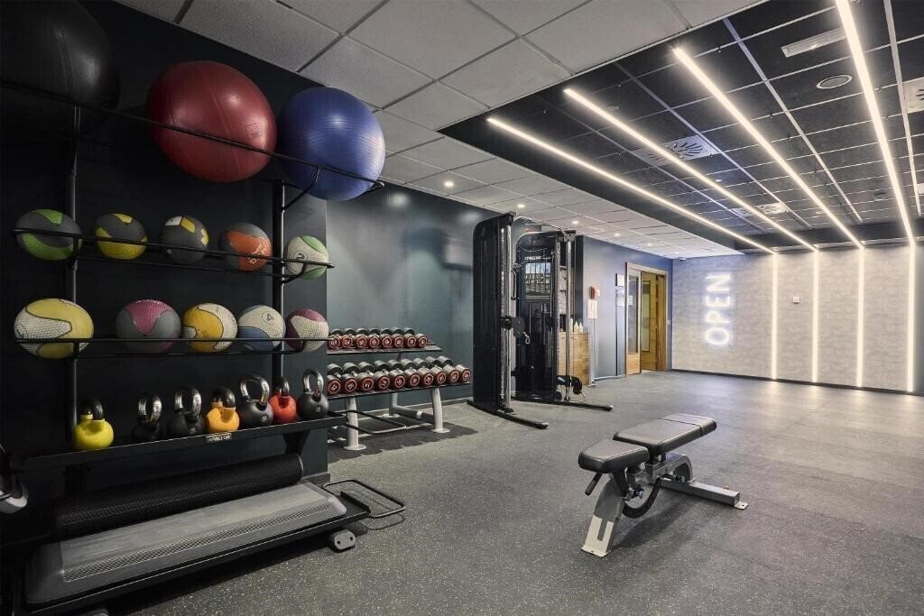 Картинка Hilton Garden Inn Sevilla 4*