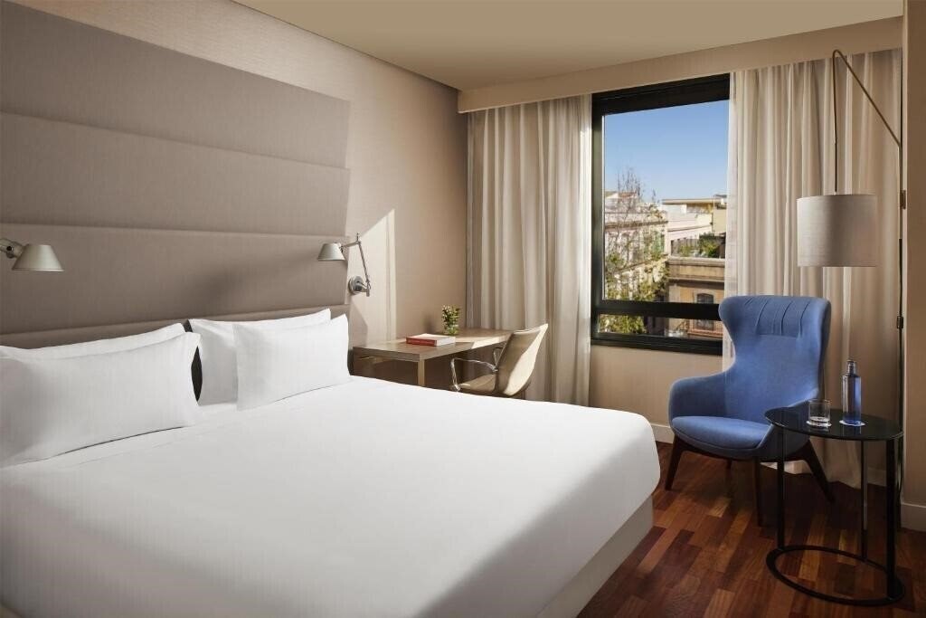 Зображення Nh Sevilla Plaza De Armas 4*