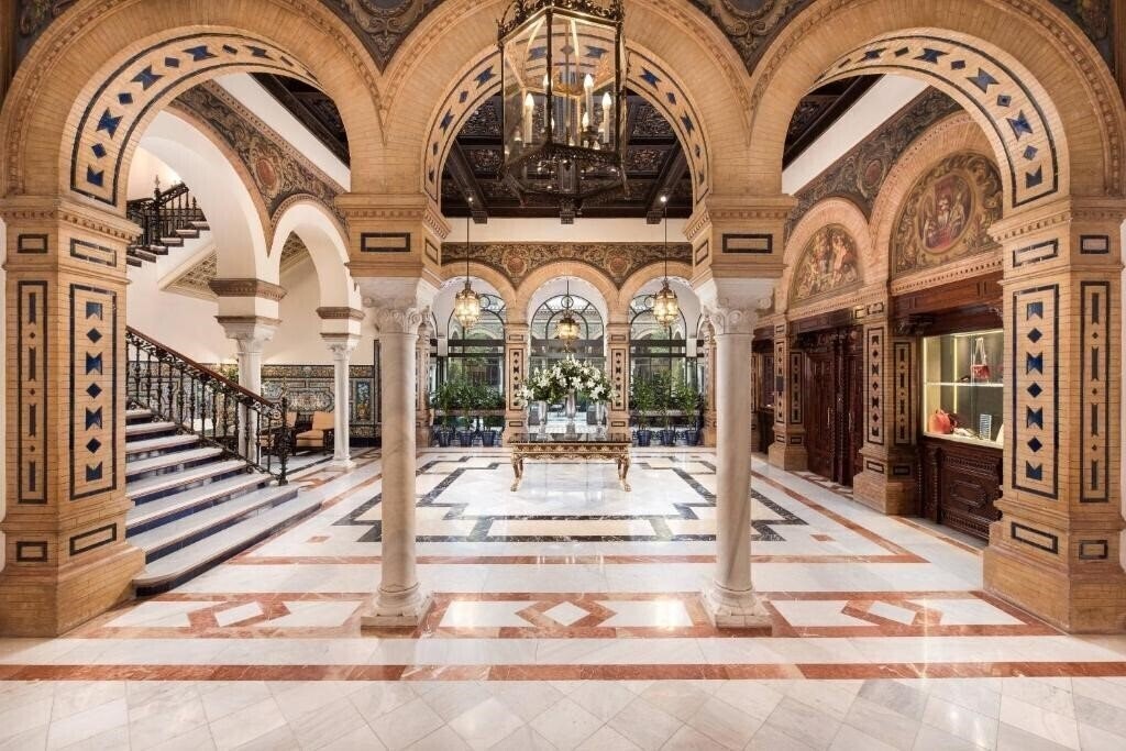 Фотографія Hotel Alfonso XIII, A Luxury Collection Hotel 5*
