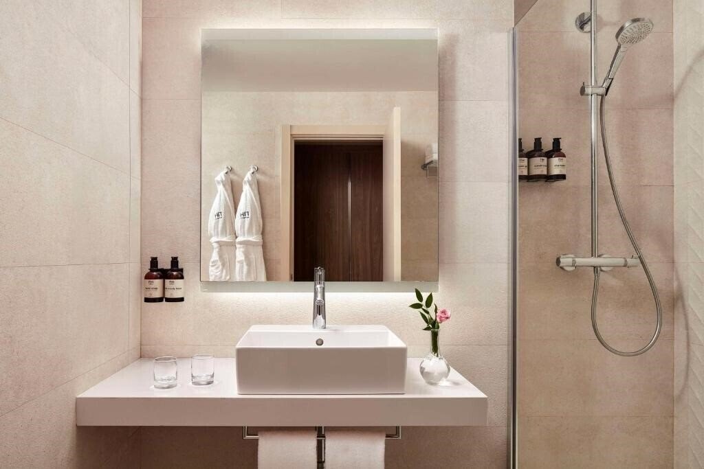 Фотография Nh Luz Huelva 4*