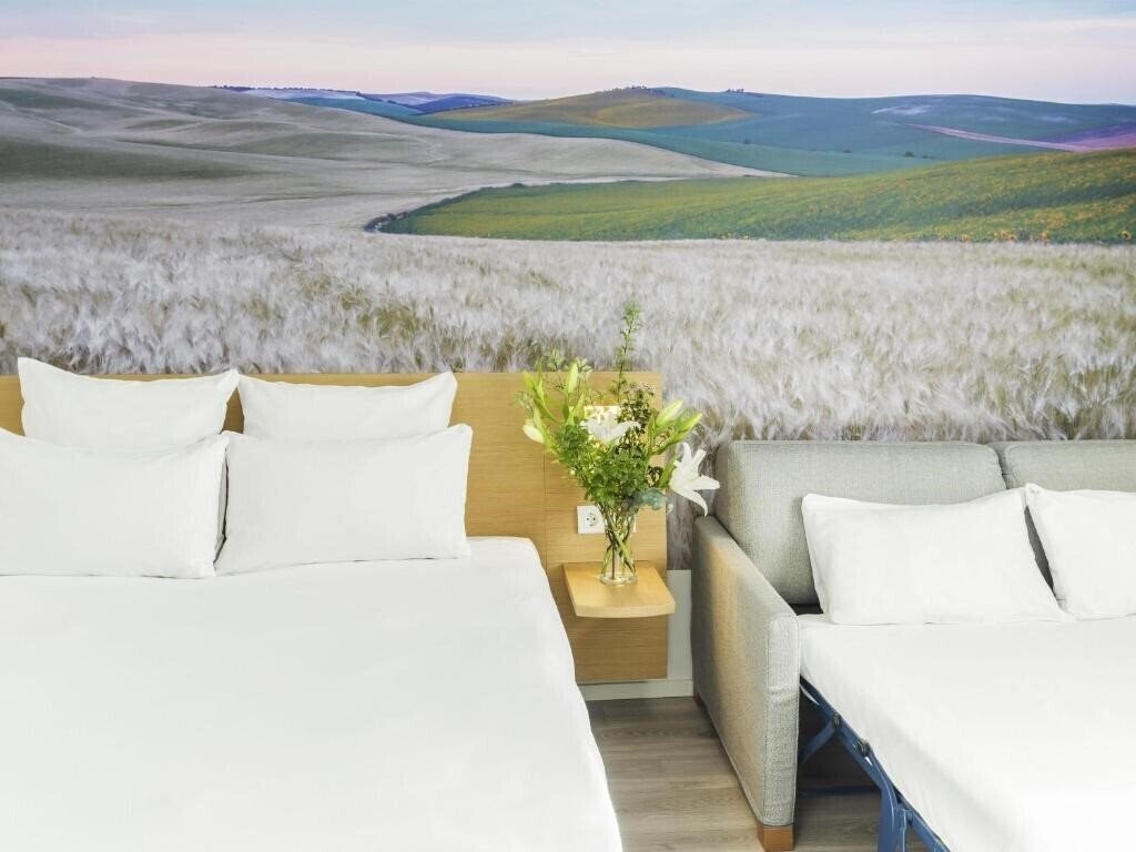 Зображення Novotel Sevilla 4*