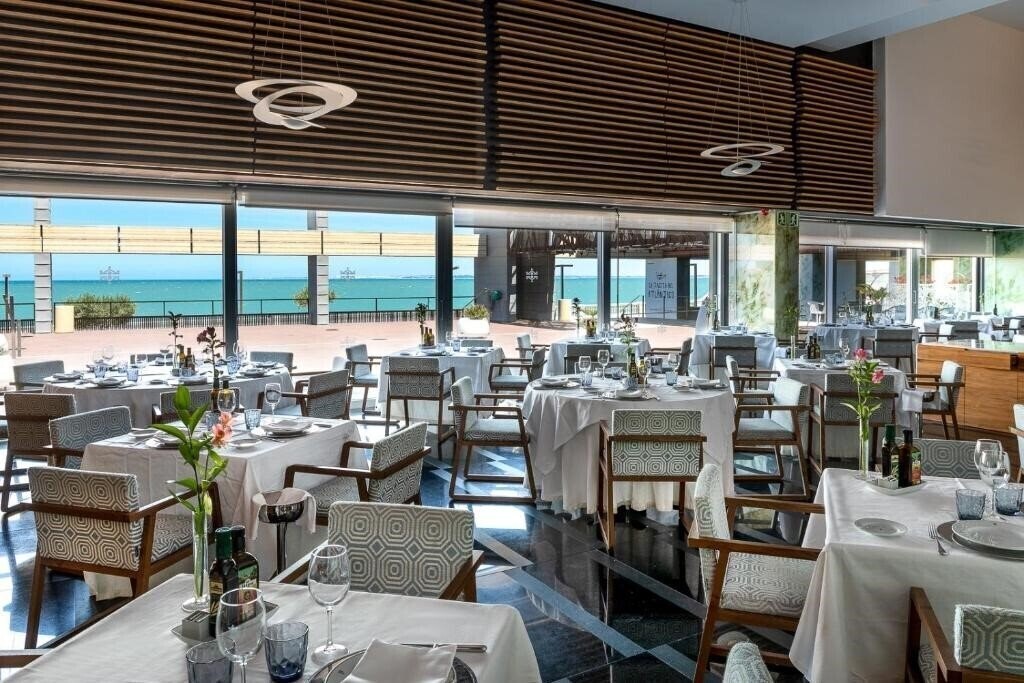 Фотографія Parador de Cadiz 4*