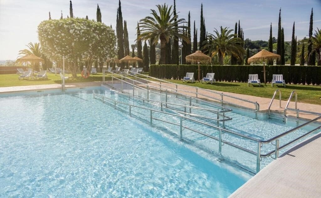 Изображение Ilunion Alcora Sevilla 4*