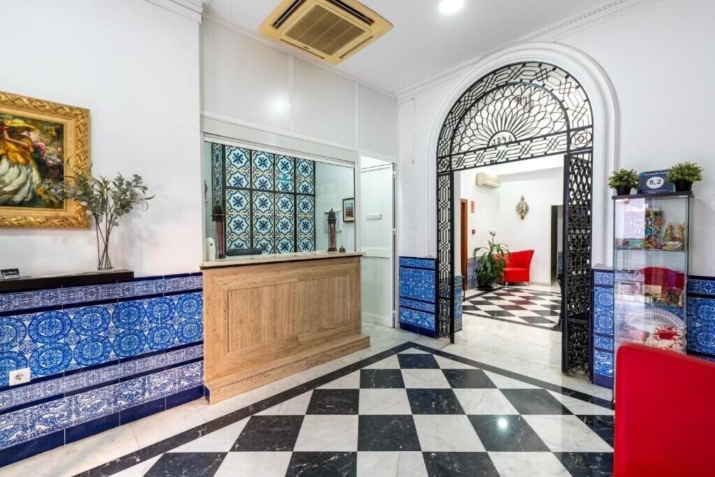 Фотографія Cool Sevilla Hotel 2*