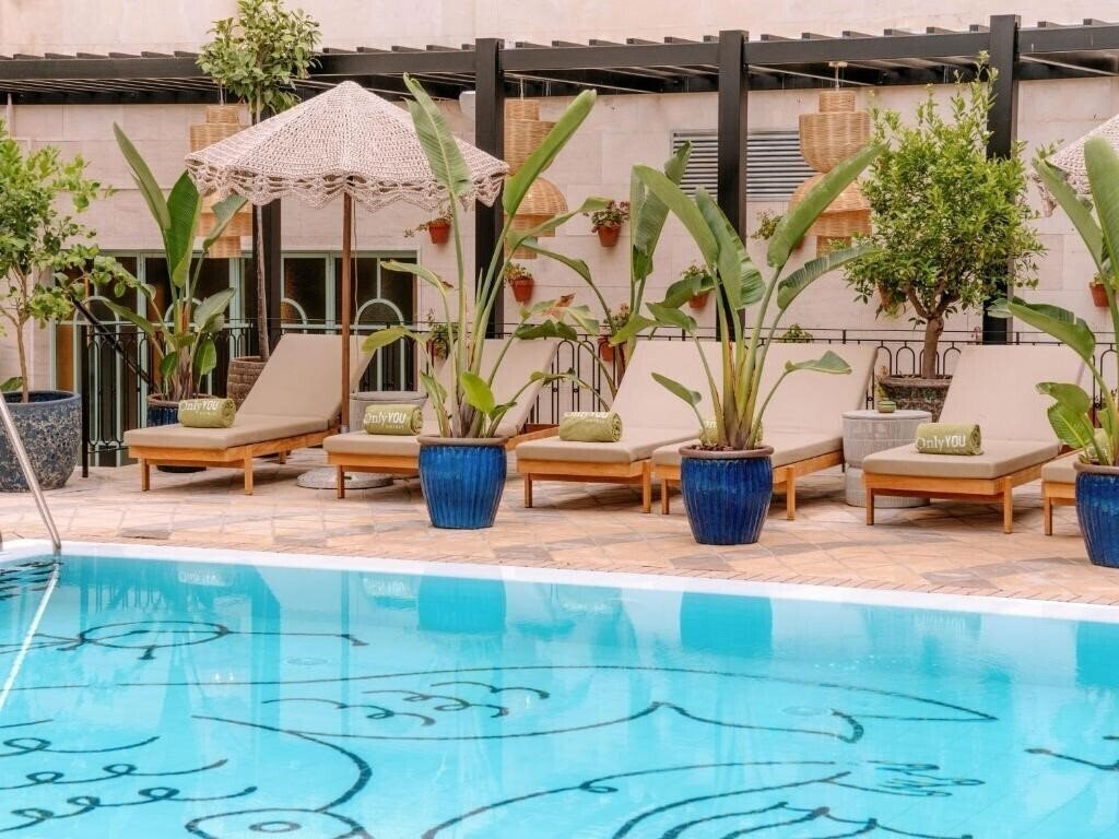 Готель Only You Hotel Sevilla (ex. Ayre Hotel Sevilla) 4*