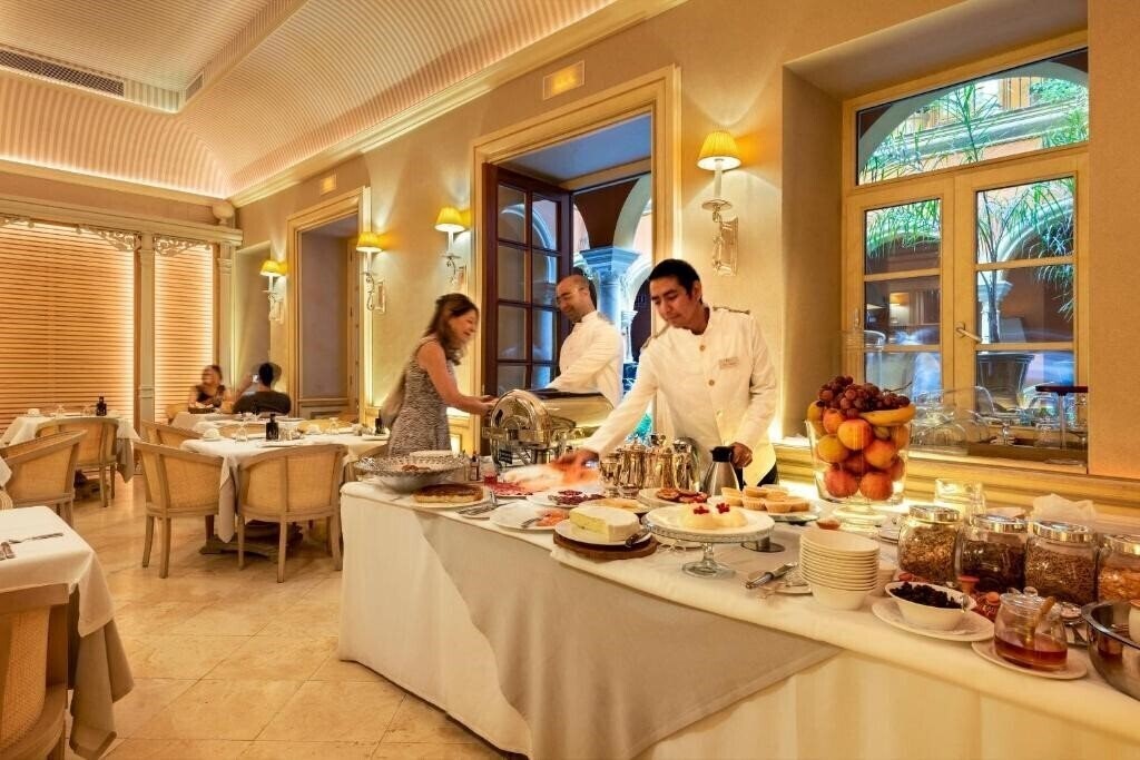 Фотографія Hotel Boutique Casa del Poeta 4*