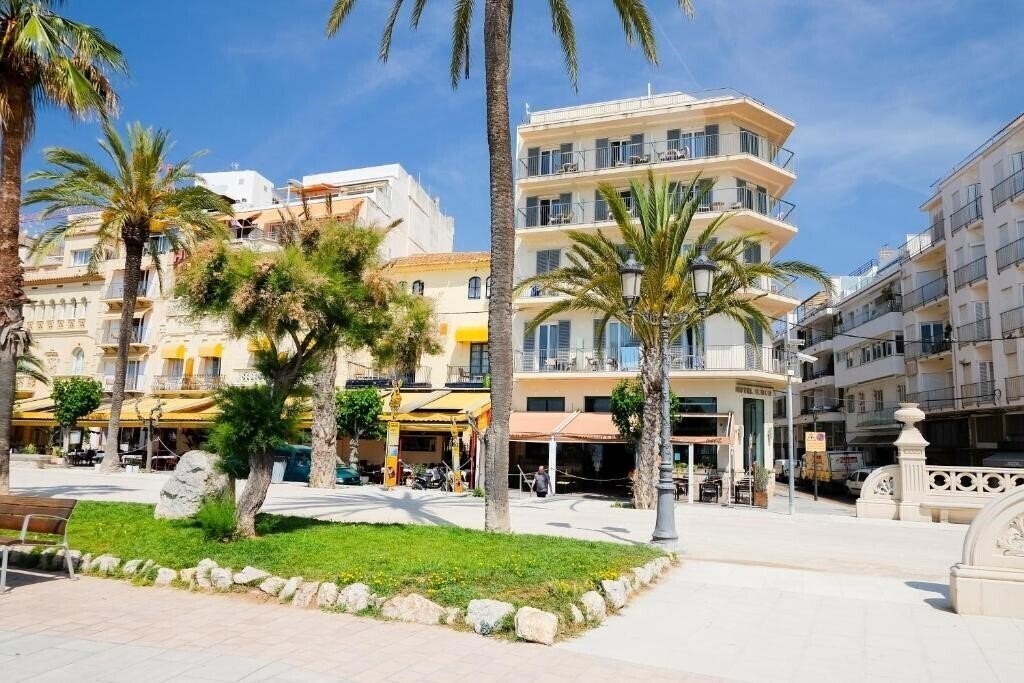 Картинка Hotel Subur 3*