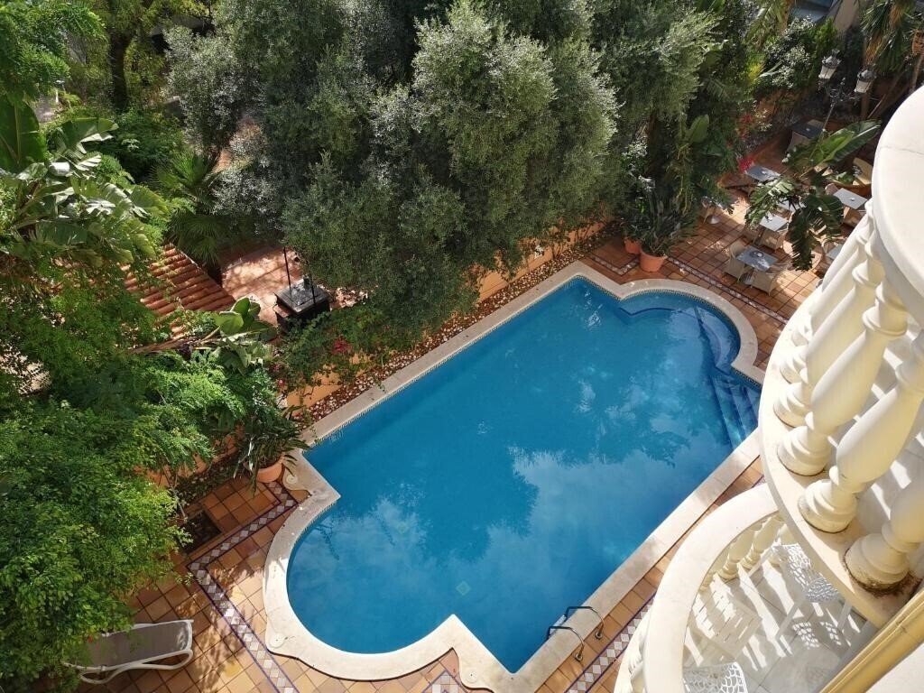 Фото URH Sitges Playa 4*