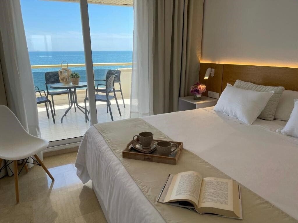 Фото Mediterraneo Sitges Apart 3*