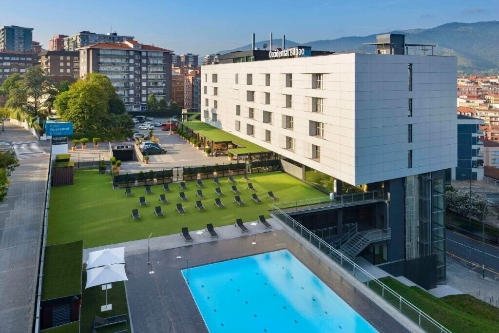 Фото Occidental Bilbao 4*